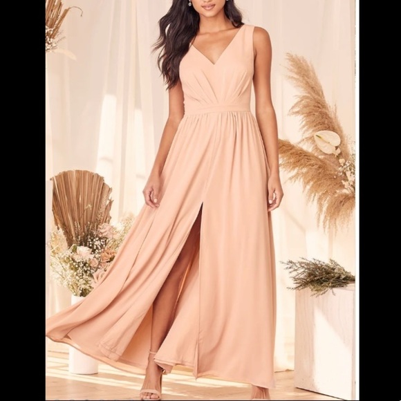 Lulus Dresses & Skirts - NWT Lulu’s - Make Me Marvel Blush V-Neck Sleeveless Maxi Dress